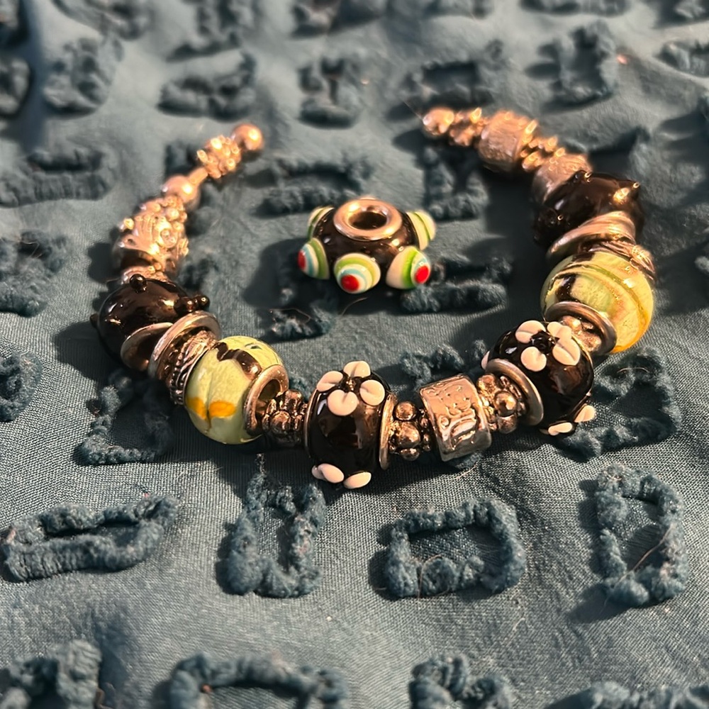 handmade clutch bracelet